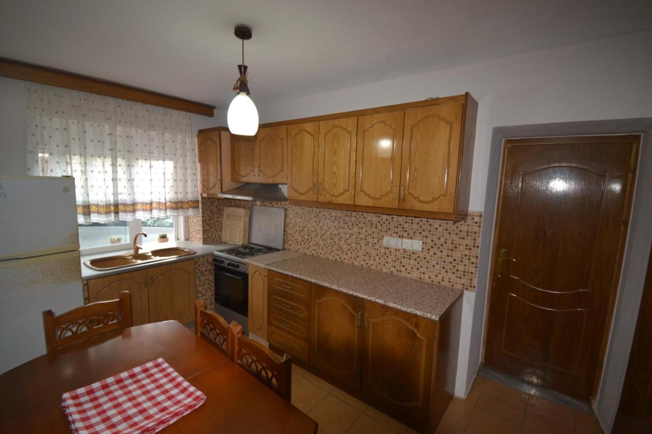 Villa Shqiponja Sarande Luaran gambar
